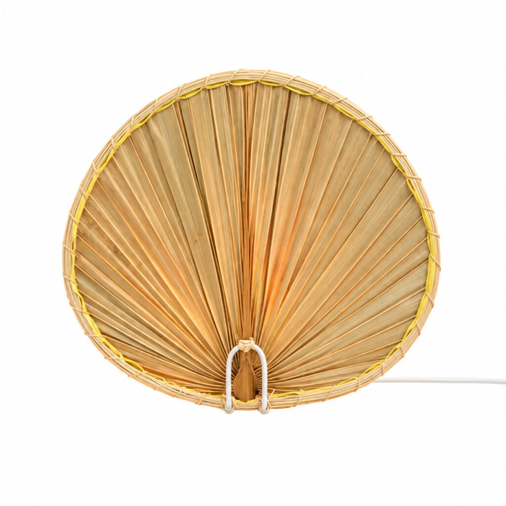 HX1316 Palm Fan Woven Table Lamp, a fan-shaped woven lamp, on a white background